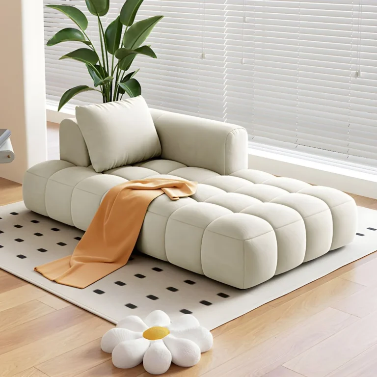 Chaise Lounge